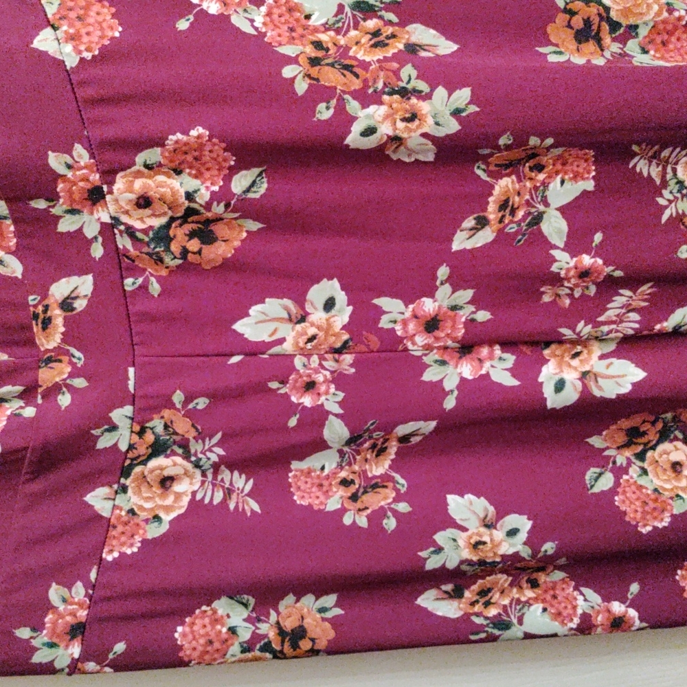 Floral jumpsuit 2x(14/16 - 16/18) - Picture 2 of 12